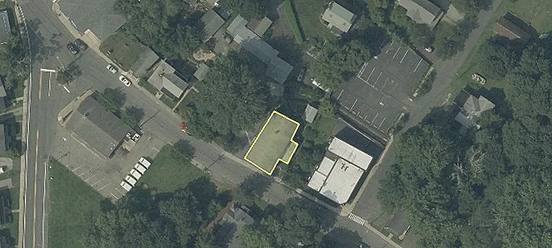 68 Main St
