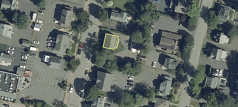 238 Everett Ave