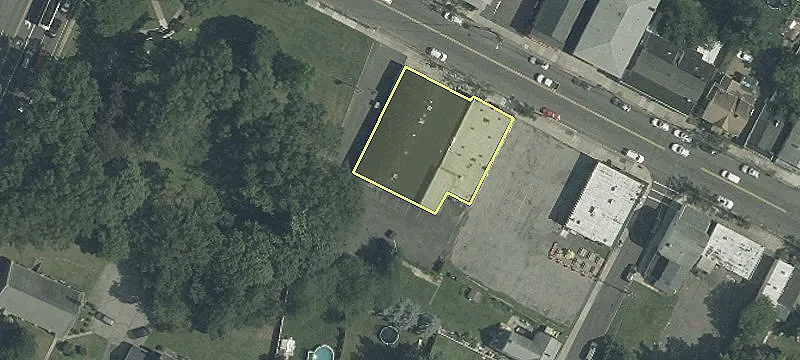 736 Grand Ave