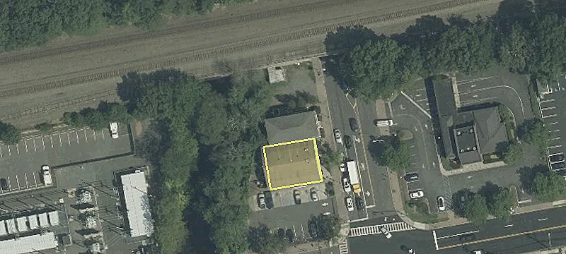 4 Centennial Ave