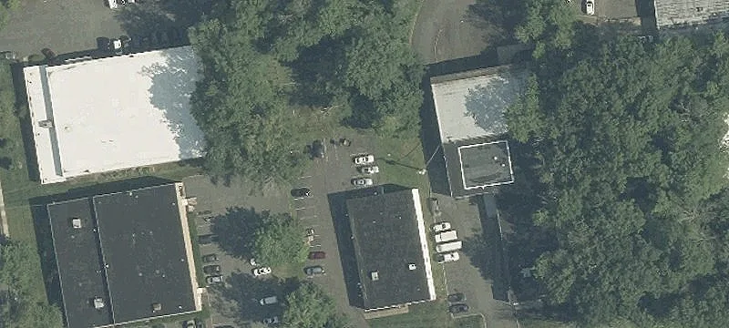20 Locust Ave