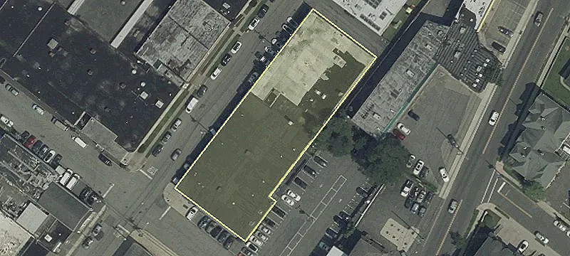 400 Commercial Ave