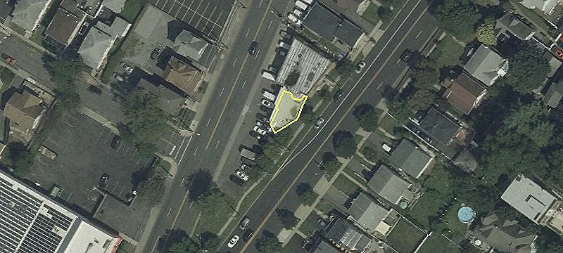 567 Grand Ave