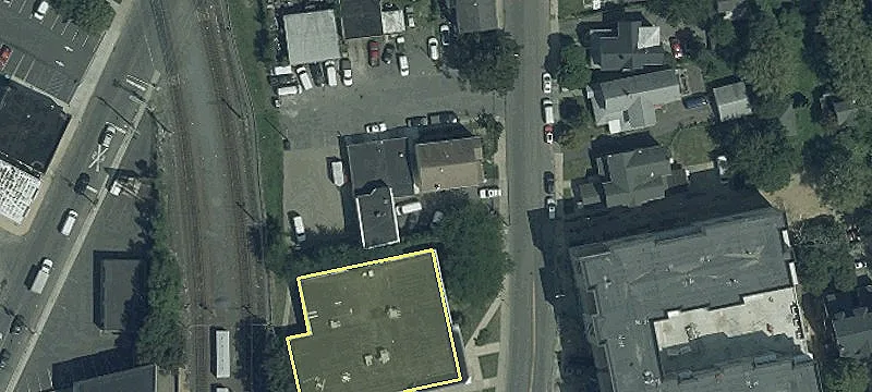 174 3rd Ave