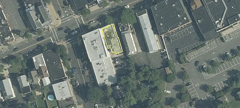 304 Raritan Ave