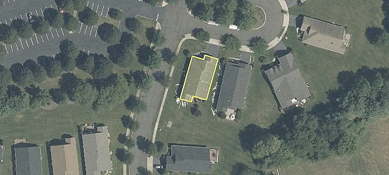 2 Mayflower Ct