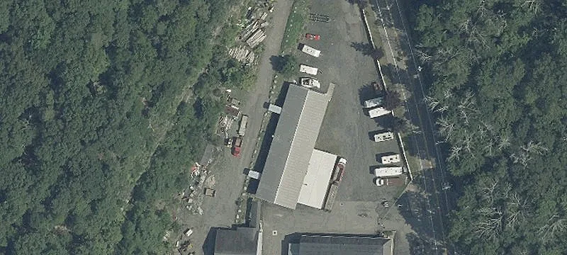 11 White Rd