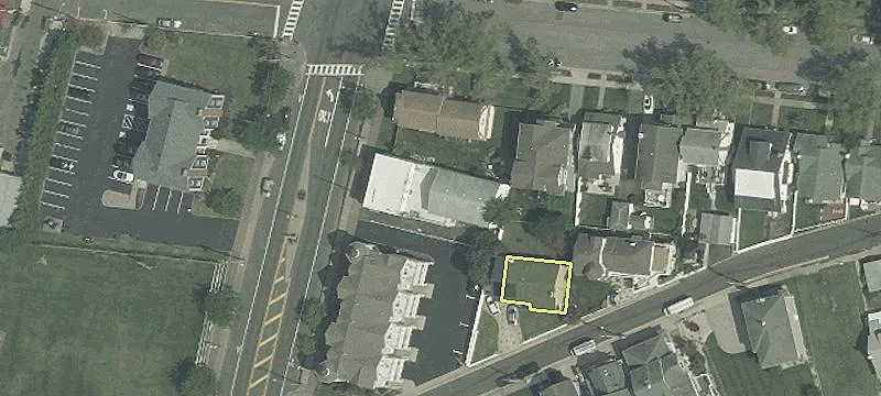 40 Main St
