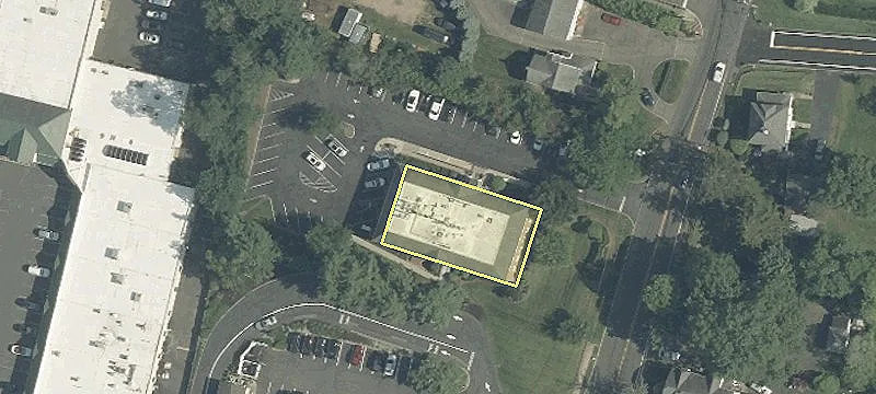 245 Grn Vlg Rd