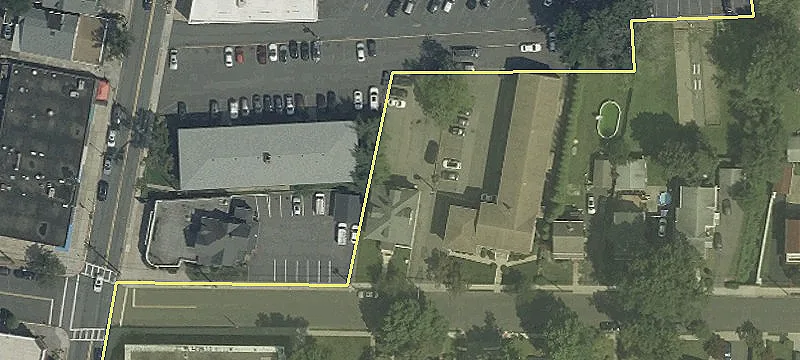 22 Quackenbush Ave