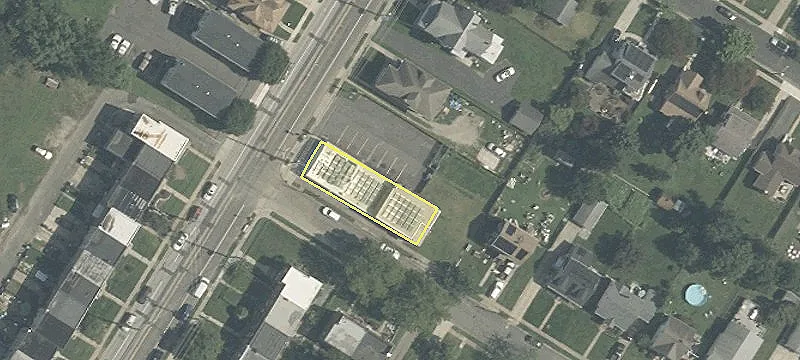 521 Broadway