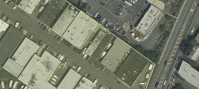 18 Industrial Ave