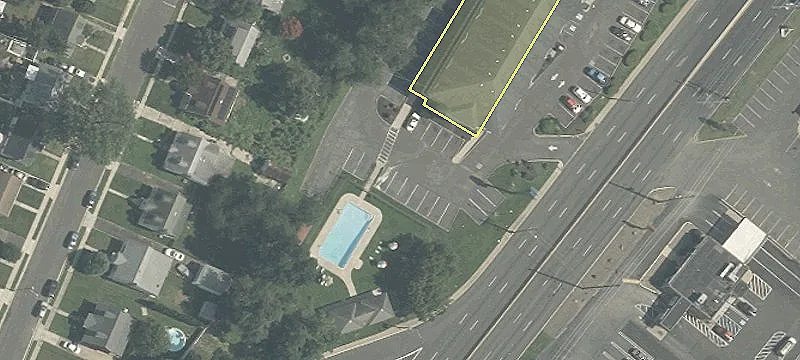 801 Cres Blvd