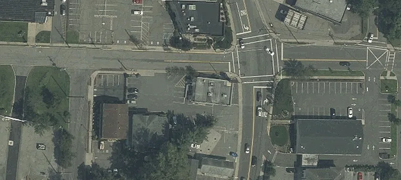 710 Riv Rd