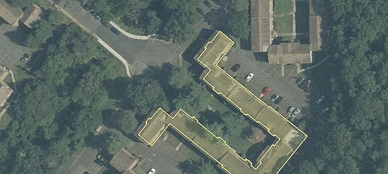 100 Cedar Ln