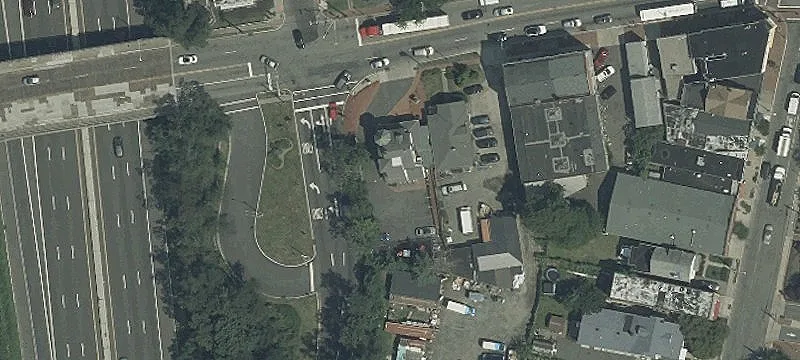 20 Northfield Ave