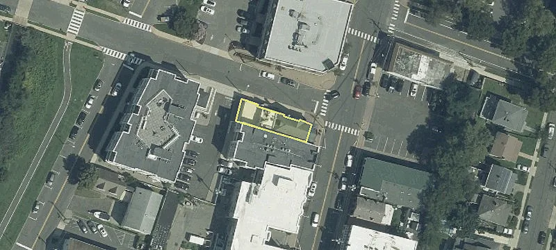 33 1st Ave