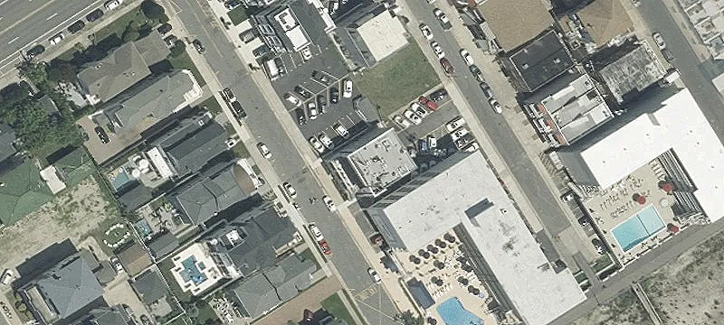 109 Surrey Ave