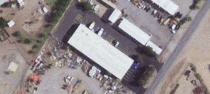 2480 Lakeside Dr
