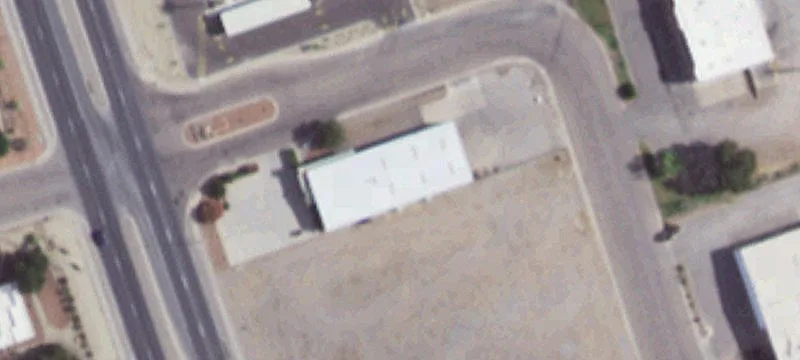 858 Motel Blvd
