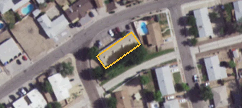 2015 Enzie Dr
