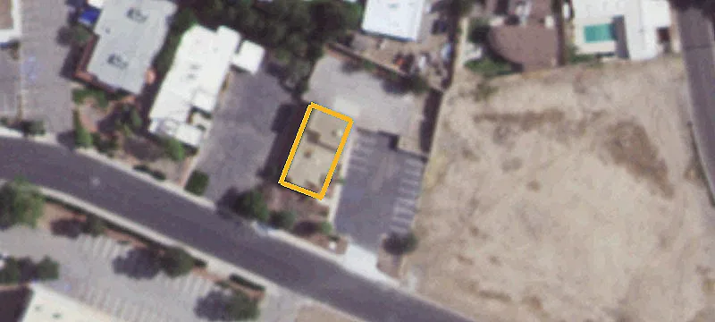 1695 Hickory Loop