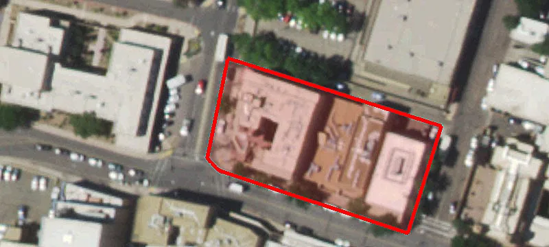 135 Palace Ave