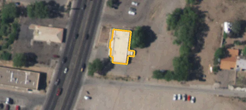 635 Riverside Dr