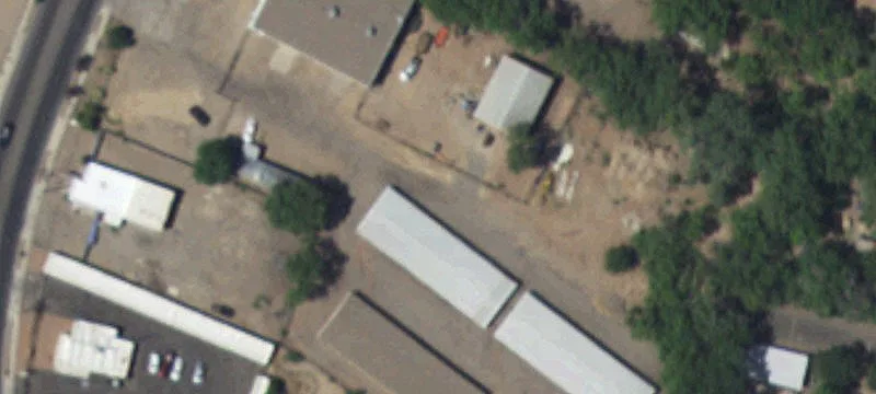 220 Isleta SW Blvd