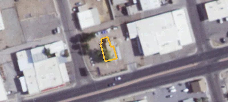928 Picacho Ave