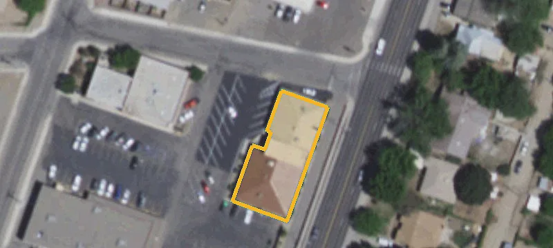 100 Llano St