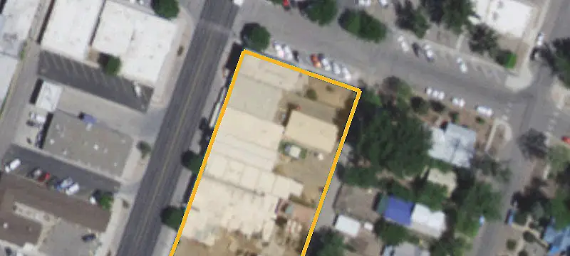 206 Main Ave