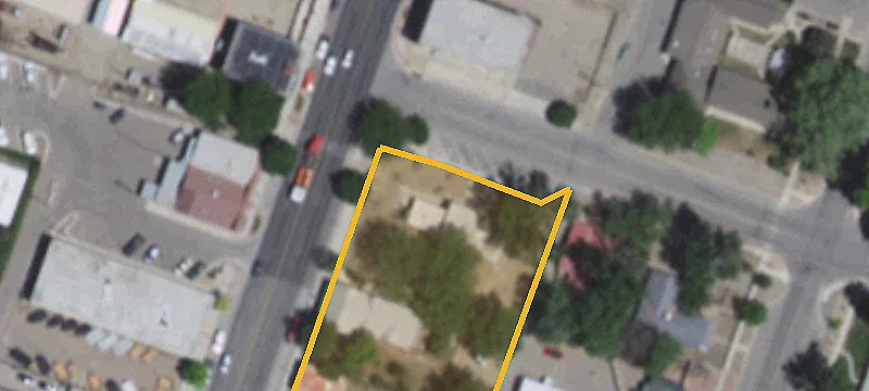 122 Main Ave
