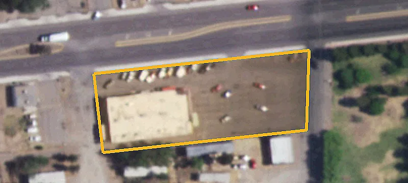 560 Central Ave