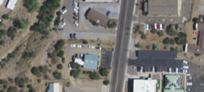 3175 Leslie Rd
