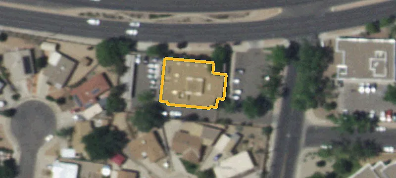 522 Lomas NE Blvd