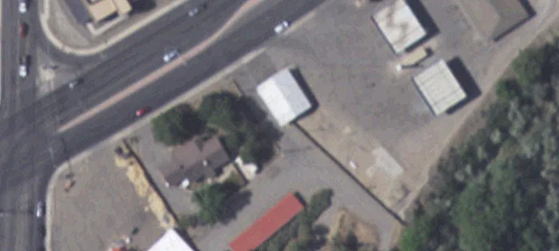 2707 Main St