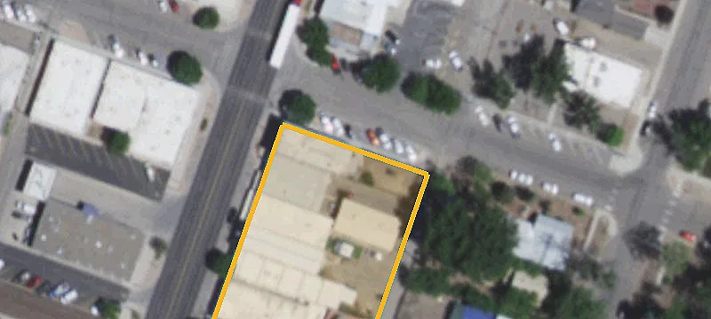200 Main Ave