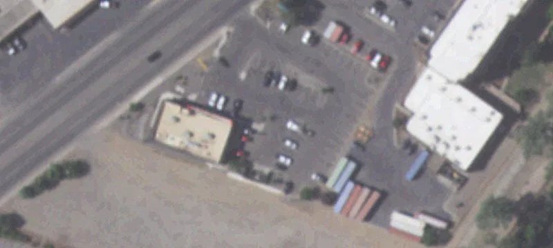 600 Scott Ave