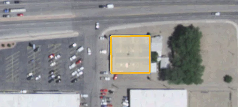 100 4th St
