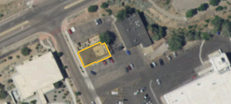11 Sherwood Blvd