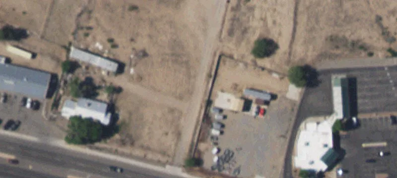 1106 Riverside Dr