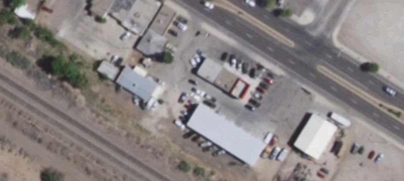 833 Santa Fe Ave