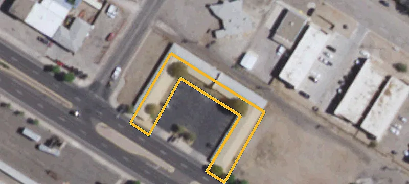 1000 Santa Fe Ave