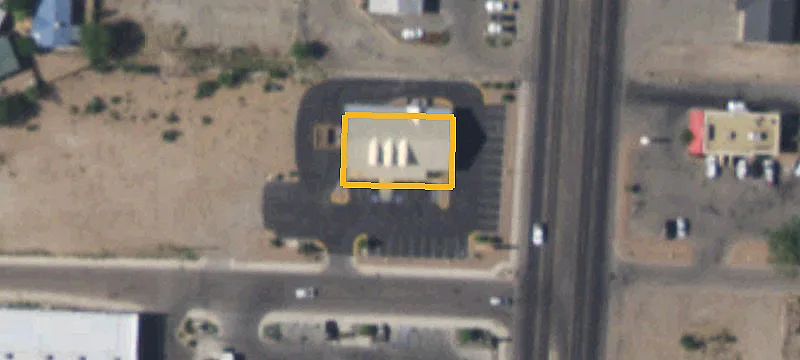 411 Carr Ln