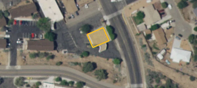 77 Rover Blvd
