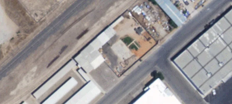 400 Commercial St