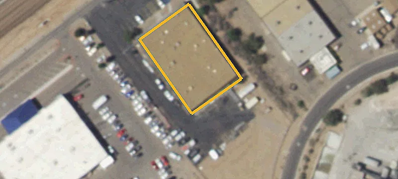 206 Frontage NE Rd