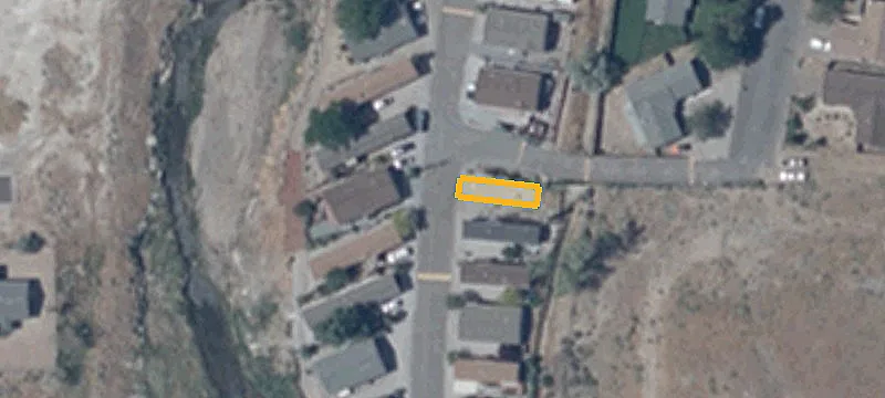 40 Zircon Dr