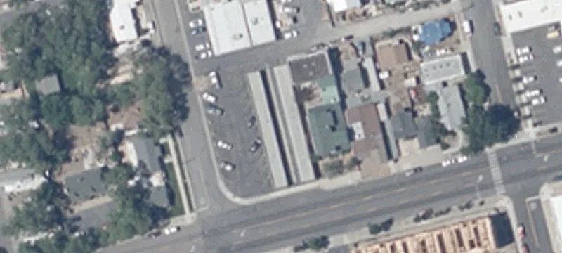 1235 2nd St